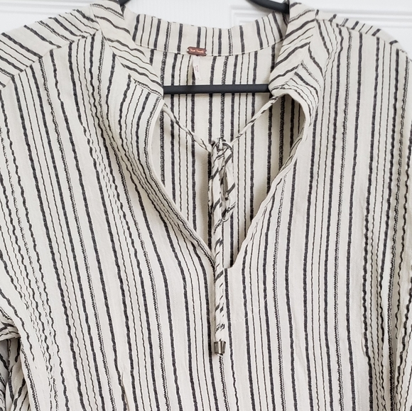 Free People Striped Tunic Off White and Dark Grey - Picture 4 of 14
